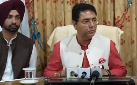 नगर पंचायत भुलत्थ के अध्यक्ष रशपाल शर्मा ने कैबिनेट मंत्री अमन अरोड़ा की उपस्थिति में पदभार संभाला